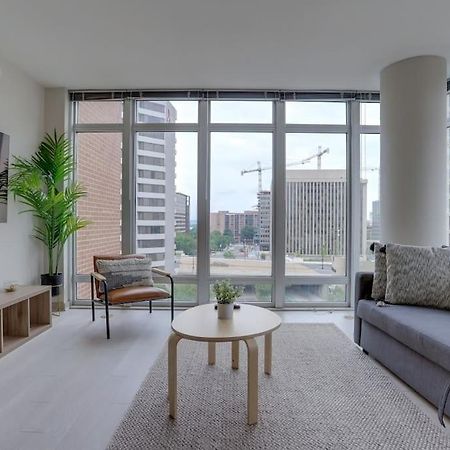 Wonderful 2Br Apartment At Crystal City Arlington Exterior foto