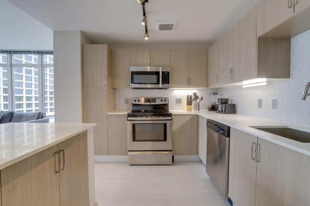 Wonderful 2Br Apartment At Crystal City Arlington Exterior foto