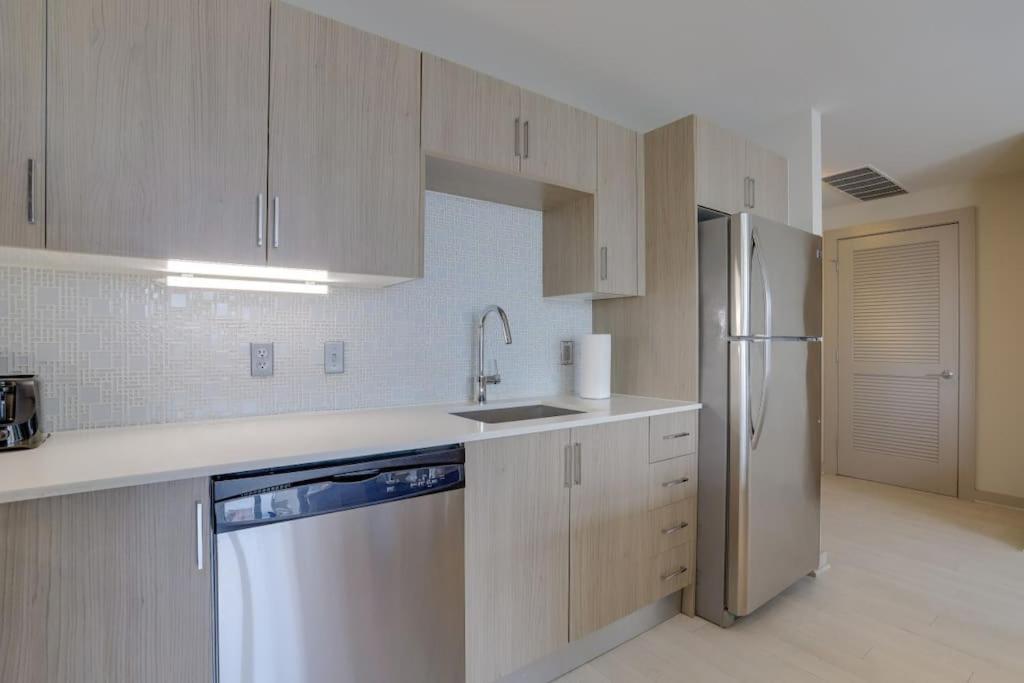 Wonderful 2Br Apartment At Crystal City Arlington Exterior foto