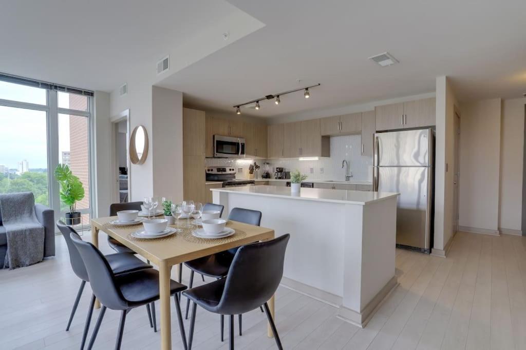 Wonderful 2Br Apartment At Crystal City Arlington Exterior foto