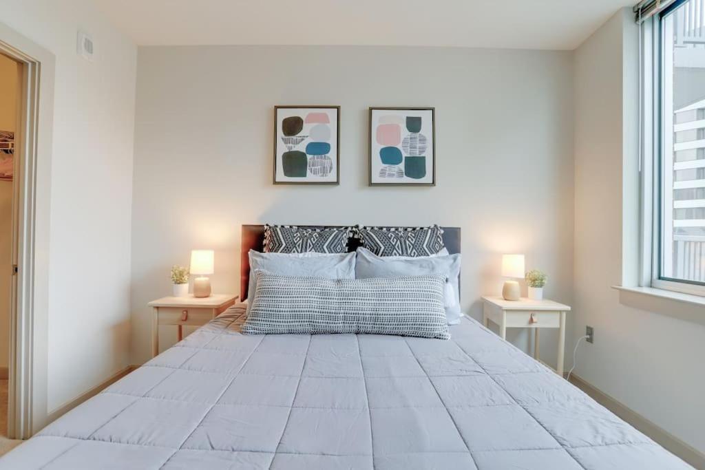 Wonderful 2Br Apartment At Crystal City Arlington Exterior foto