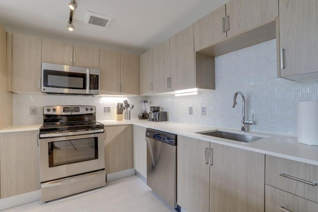 Wonderful 2Br Apartment At Crystal City Arlington Exterior foto