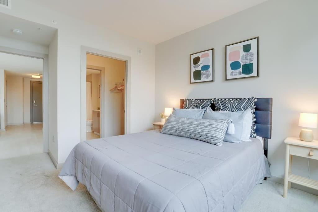 Wonderful 2Br Apartment At Crystal City Arlington Exterior foto