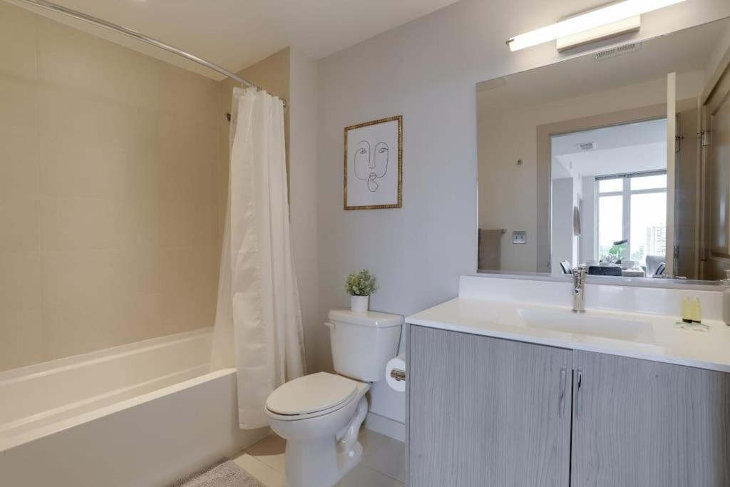 Wonderful 2Br Apartment At Crystal City Arlington Exterior foto